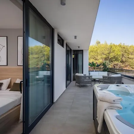 Beautiful Calvi Villa Zadar
