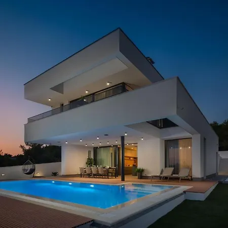 Beautiful Calvi Villa *