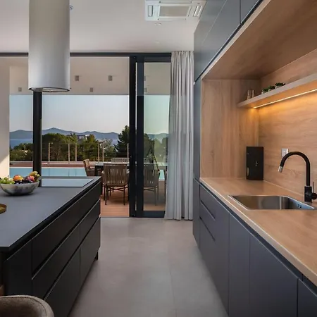 Beautiful Calvi Villa Zadar
